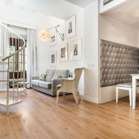 شقة Loft Duplex With Private Terrace - Historic Center By Rems مالقة المظهر الخارجي الصورة